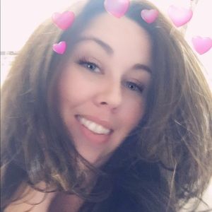 Meet your Posher, Tiffany